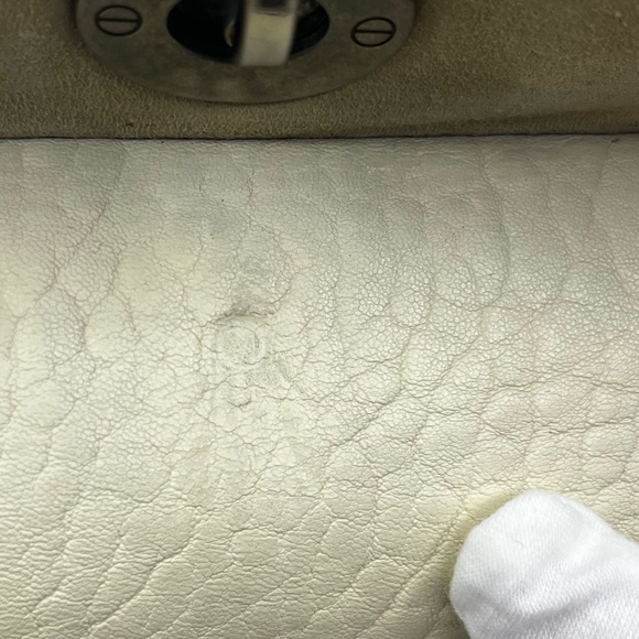 Dior White Handbag - Picture 14 of 17